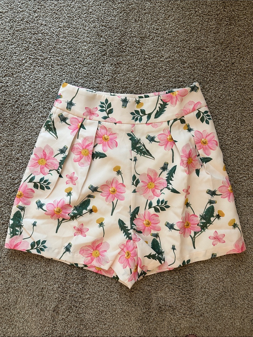 SHEIN Pink Floral High-Waist Women’s Shorts on Cream
